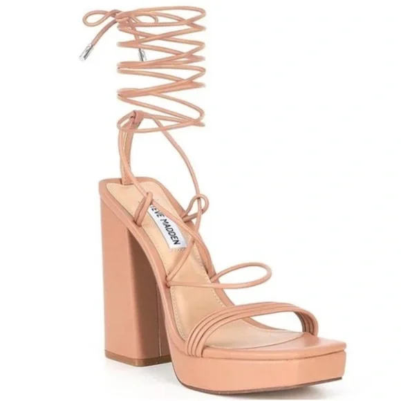 Steve Madden | Manzie Platform Heel - Picture 3 of 11